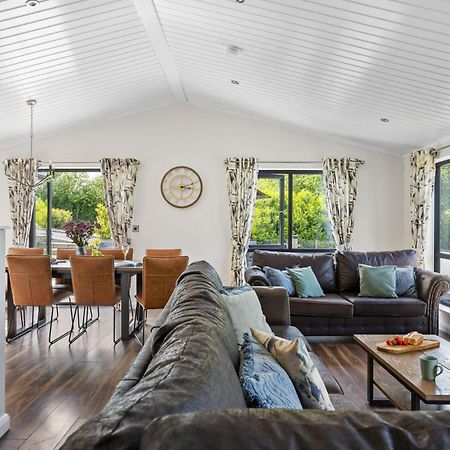 Lilac Lodge, 22 Roadford Lake Lodges Lifton Exteriér fotografie