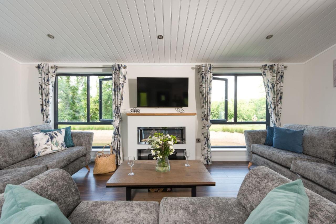 Lilac Lodge, 22 Roadford Lake Lodges Lifton Exteriér fotografie