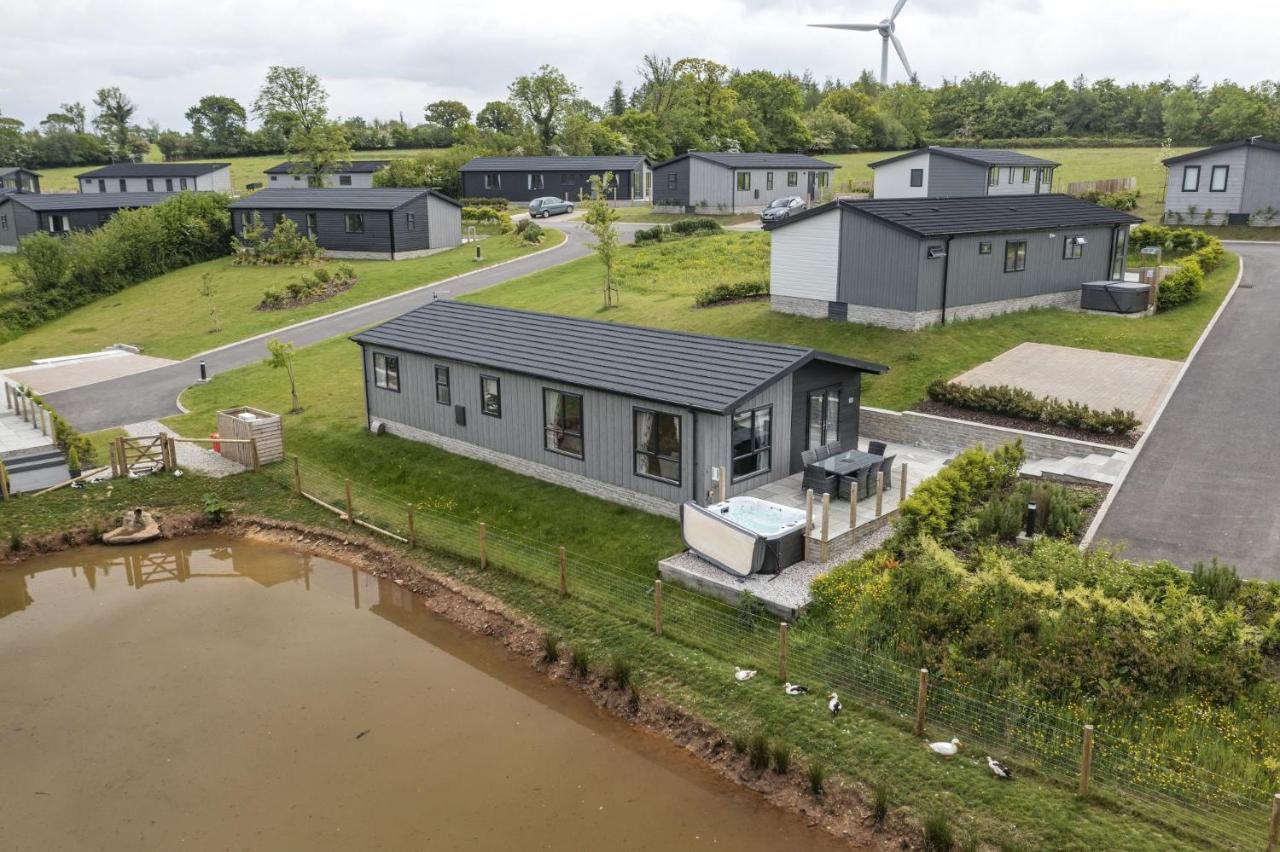Lilac Lodge, 22 Roadford Lake Lodges Lifton Exteriér fotografie
