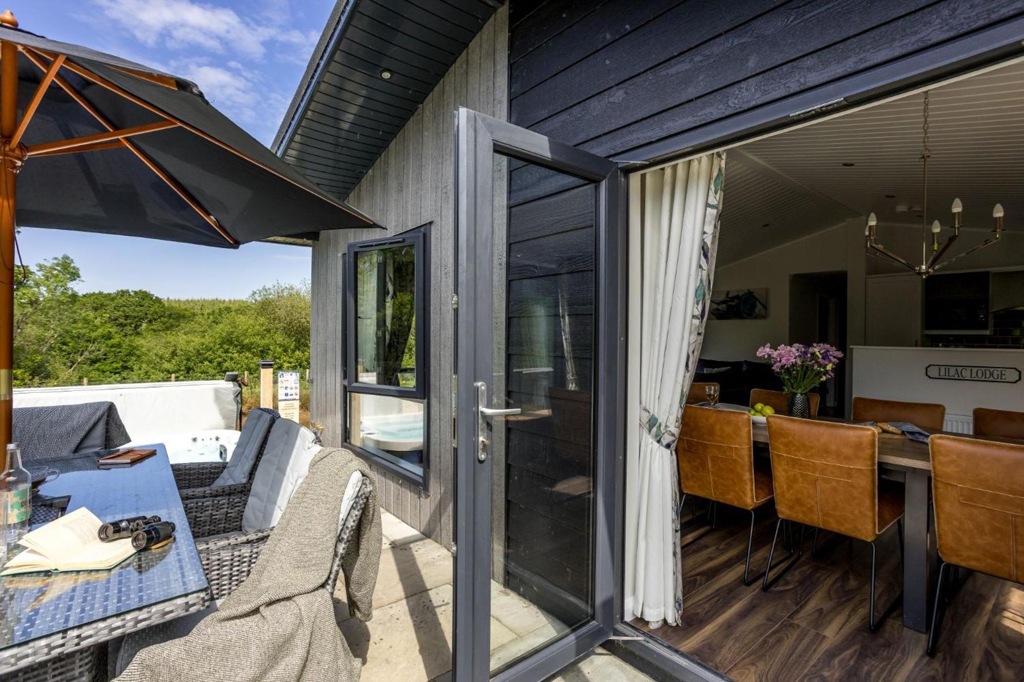 Lilac Lodge, 22 Roadford Lake Lodges Lifton Exteriér fotografie